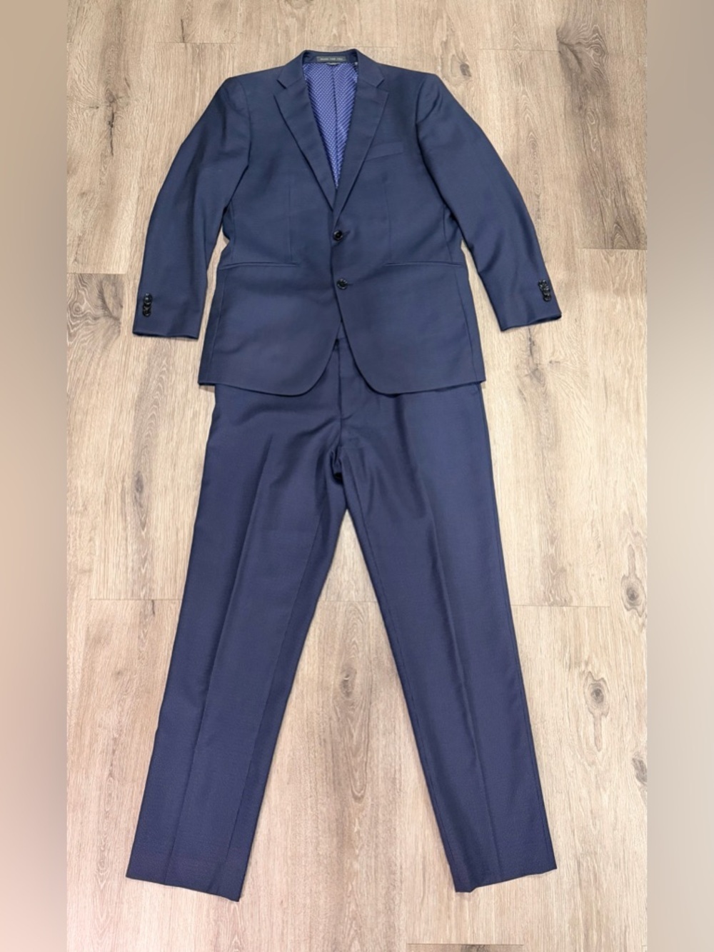 Mens Navy Blue Two-Piece Suit - Tailored Notch Lapel